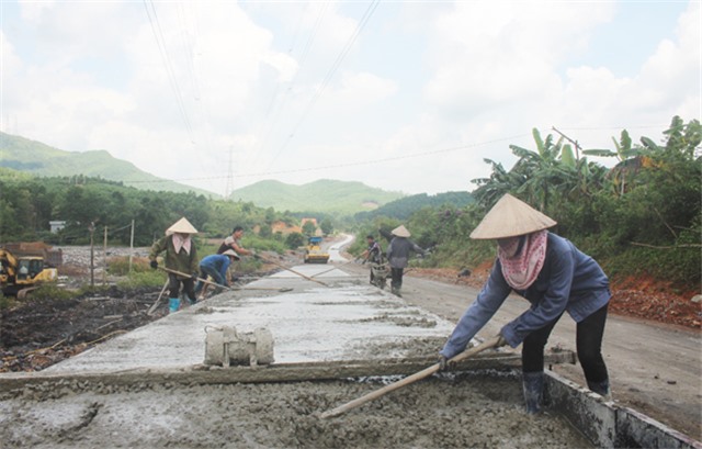 Đẩy nhanh tiến độ tuyến đường liên huyện Uông Bí – Hoành Bồ