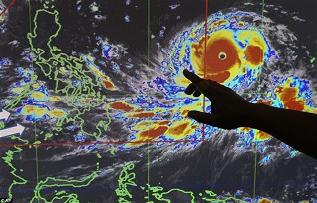 Siêu bão Mangkhut có sức gió mạnh nhất cấp 17
