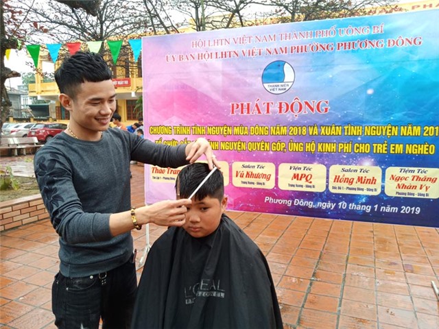 Đoàn phường Phương Đông: chương trình cắt tóc tình nguyện “Chung tay cho trẻ em nghèo đón Tết”