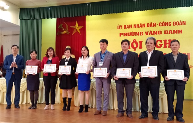 Hội nghị cán bộ, công chức UBND phường Vàng Danh