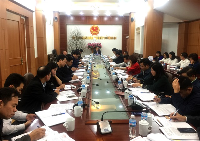 UBND thành phố giao ban thường kỳ