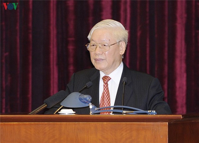 Kỷ luật cán bộ cao cấp: Thật đau xót nhưng không thể không làm