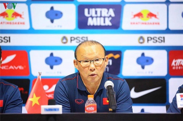 ĐT Việt Nam vừa hạ Indonesia, thầy Park tính chuyện đánh bại Thái Lan