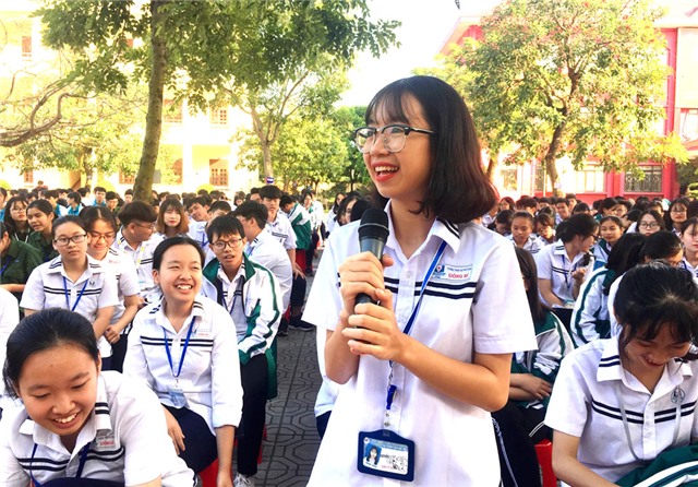 Trường THPT Uông Bí: Ngoại khóa về mất cân bằng giới tính, sức khỏe sinh sản vị thành niên