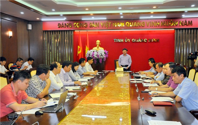 Tiểu ban Văn kiện họp thống nhất nội dung Dự thảo lần 1 Báo cáo chính trị Đại hội Đảng bộ tỉnh lần thứ XV