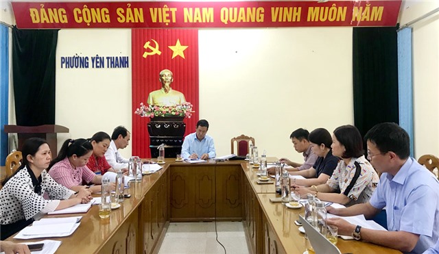 Đoàn giám sát HĐND thành phố làm việc với phường Yên Thanh