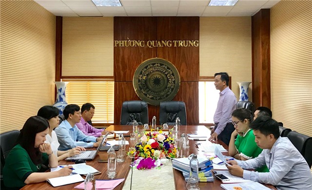 Đoàn giám sát HĐND thành phố làm việc với phường Quang Trung