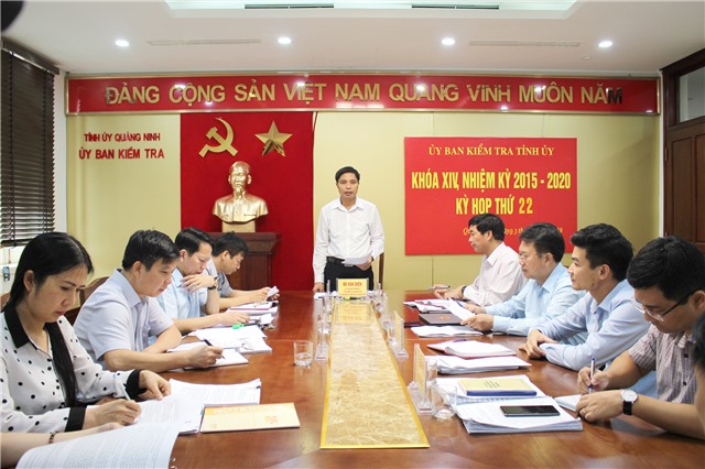 Rèn luyện, giữ gìn phẩm chất đạo đức, lối sống trong cán bộ, đảng viên