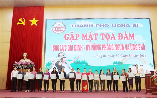 Uông Bí: Tọa đàm bạo lực gia đình - kỹ năng phòng ngừa, ứng phó 
