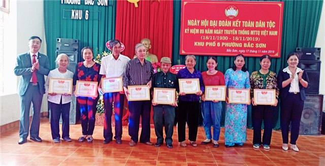 Ngày hội đại đoàn kết toàn dân tộc khu 6, phường Bắc Sơn