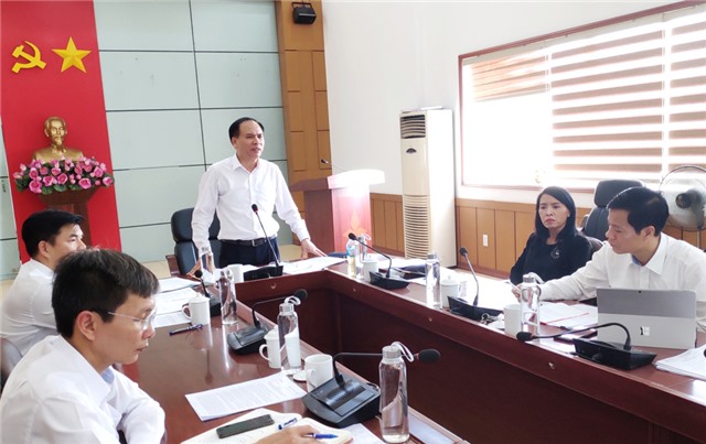 Giao ban Thường trực Thành ủy