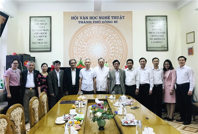 Ban Tuyên giáo - Trung tâm Bồi dưỡng chính trị thành phố Uông Bí: Gặp mặt kỷ niệm 37 năm Ngày nhà giáo Việt Nam