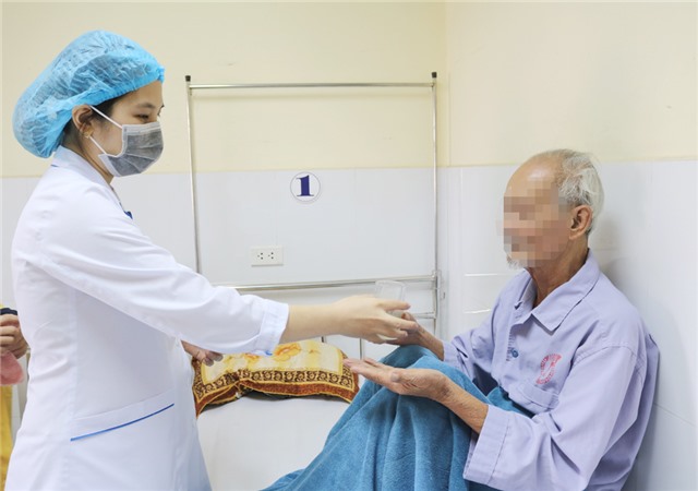 Bệnh viện Việt Nam - Thụy Điển Uông Bí: Chẩn đoán và điều trị sớm trường hợp viêm não do Virus Herpes 