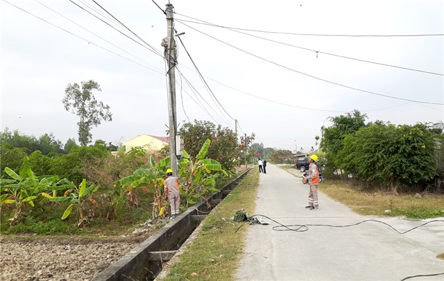 Điện lực Uông Bí triển khai các hoạt động tri ân khách hàng