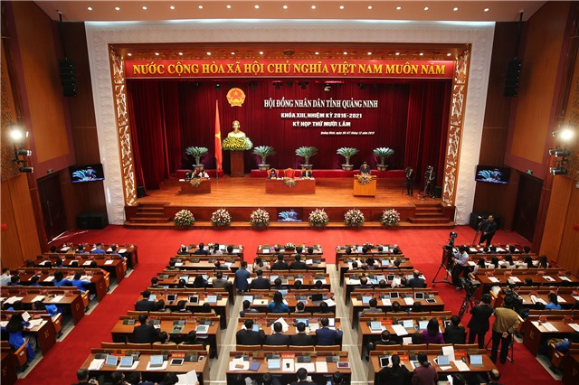 Khai mạc trọng thể Kỳ họp thứ 15, HĐND tỉnh khóa XIII