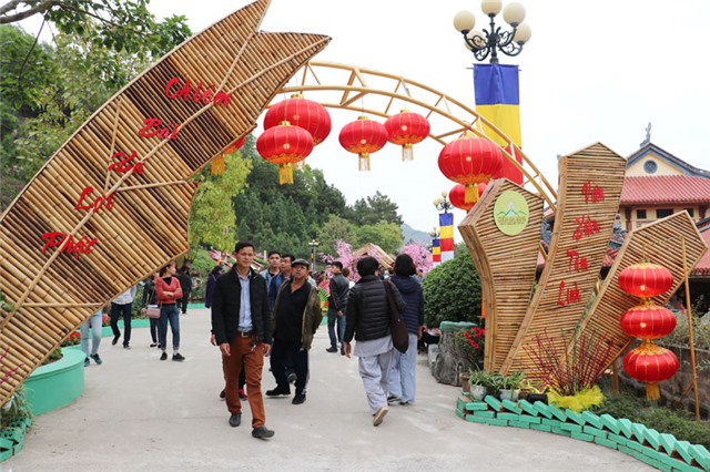 Chùa Ba Vàng, điểm du lịch tâm linh - sinh thái hấp dẫn 