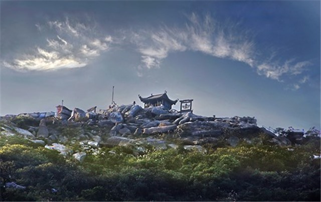 Thông tin báo chí về thu phí tham quan Yên Tử và thu phí tham quan đối với du khách đi đến Yên Tử từ phía Bắc Giang