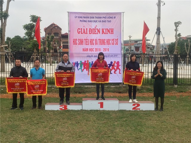 Giải điền kinh học sinh Tiểu học - THCS thành phố Uông Bí năm học 2018-2019