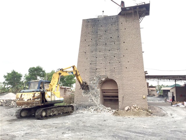 Phường Phương Đông: Thêm chủ cơ sở tự nguyện tháo dỡ lò vôi thủ công