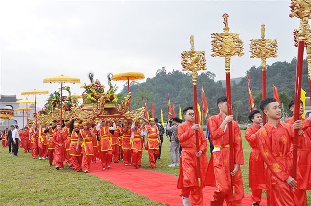 Xây dựng văn minh lễ hội ở Uông Bí