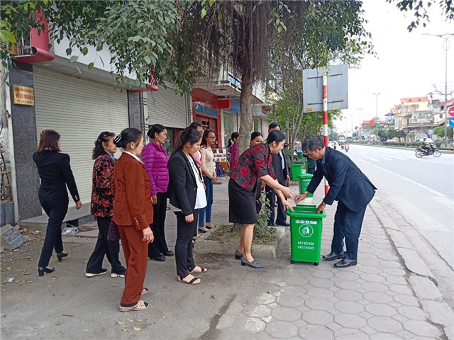 Hội LHPN phường Yên Thanh phát động xây dựng tuyến đường kiểu mẫu 