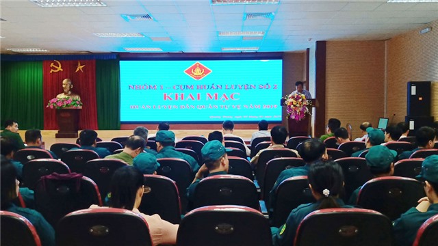 Nhóm 1 - cụm huấn luyện số 2: khai mạc huấn luyện dân quân tự vệ năm 2019