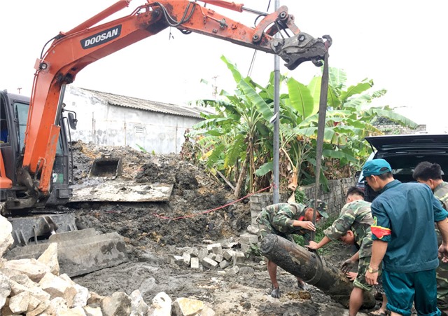 Di dời thành công quả bom nặng 230kg