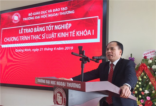 Trường Đại học Ngoại thương: trao bằng tốt nghiệp chương trình thạc sỹ luật kinh tế khóa I