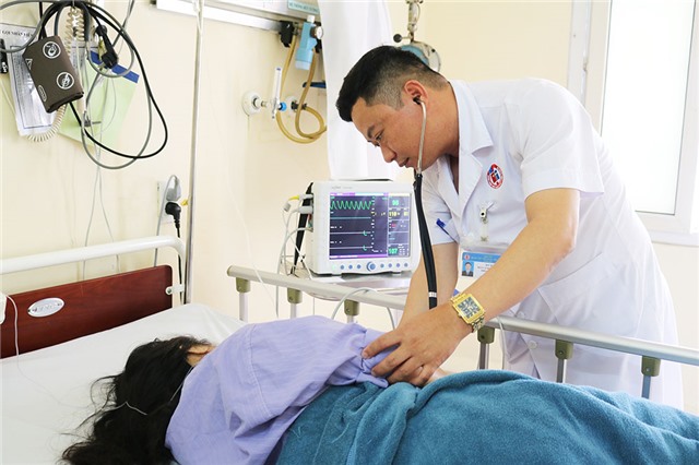 Bị sốc phản vệ nguy kịch do ăn trứng kiến