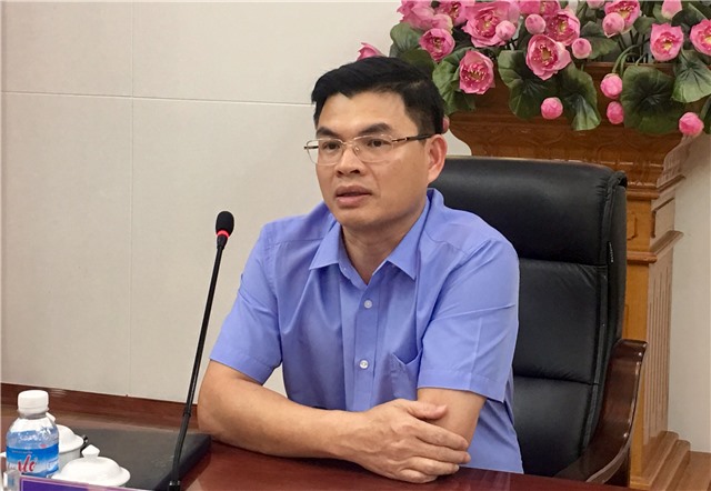 Ủy ban nhân dân Thành phố giao ban công tác tuần