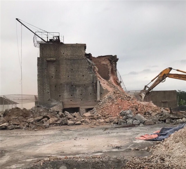 Uông Bí: hoàn thành công tác tháo dỡ lò vôi thủ công