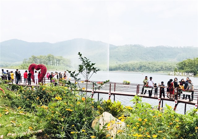 5 tháng, Uông Bí đón 1,5 triệu lượt du khách