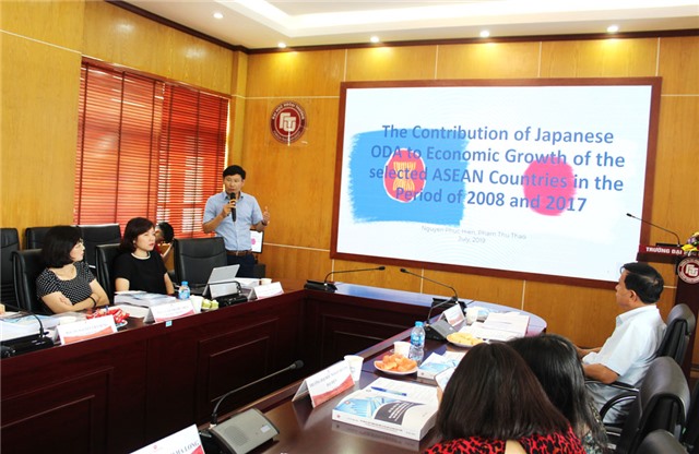 Trường Đại học Ngoại thương: Hội thảo Tài chính và tăng trưởng bền vững