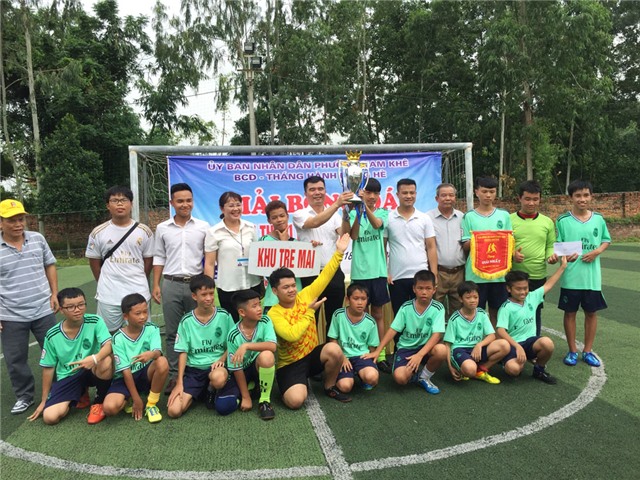 Đội bóng khu Tre Mai vô địch Giải bóng đá cúp thanh thiếu niên phường Nam Khê năm 2019