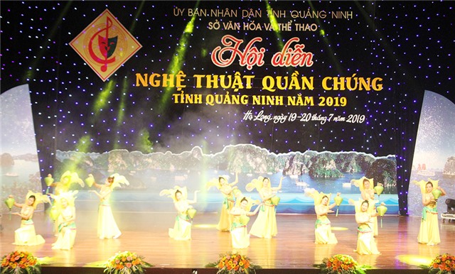 Công diễn và trao giải Hội diễn Nghệ thuật quần chúng tỉnh