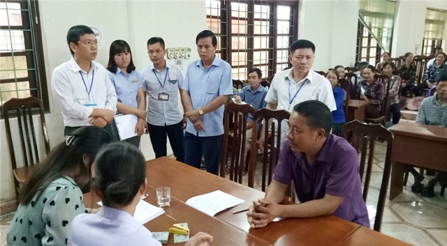 TP Uông Bí: Các hộ chăn nuôi nhận tiền hỗ trợ thiệt hại do dịch tả lợn Châu Phi