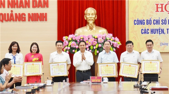 Công bố Chỉ số hiệu quả quản trị cấp huyện (DGI) 2018: Thành phố Uông Bí trong Top 3 địa phương đạt chỉ số cao nhất