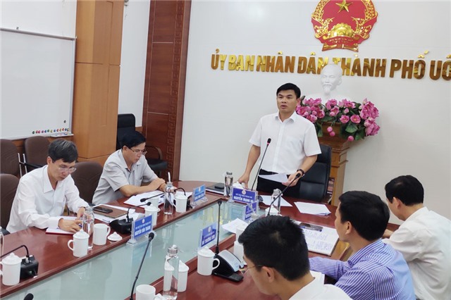 UBND thành phố giao ban thường kỳ