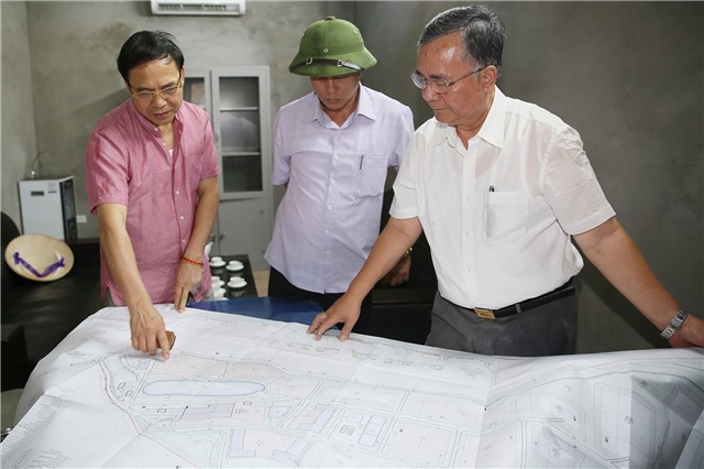 Phó Chủ tịch Thường trực UBND tỉnh kiểm tra hoạt động của Nhà máy rác Khe Giang