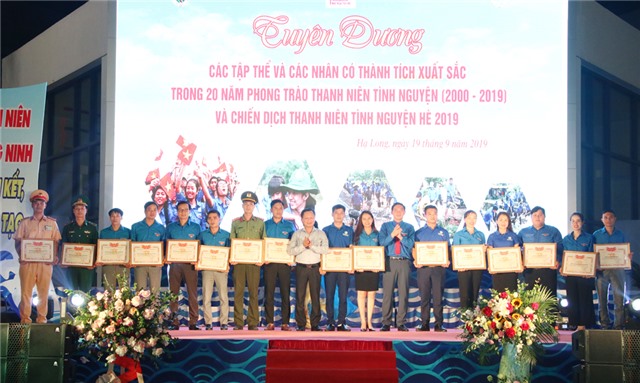 Kỷ niệm 20 năm phong trào thanh niên tình nguyện