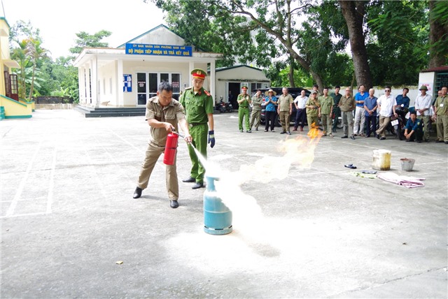 Tuyên truyền PCCC cho lực lượng dân phòng, cán bộ không chuyên cấp xã