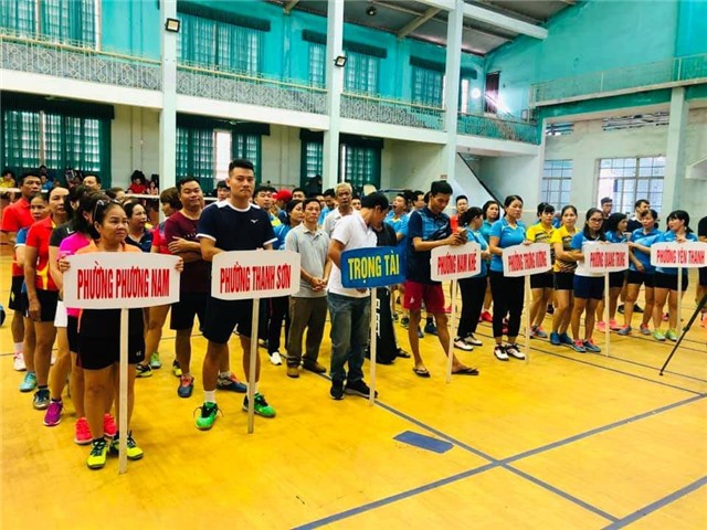 Khai mạc giải cầu lông TP Uông Bí năm 2019