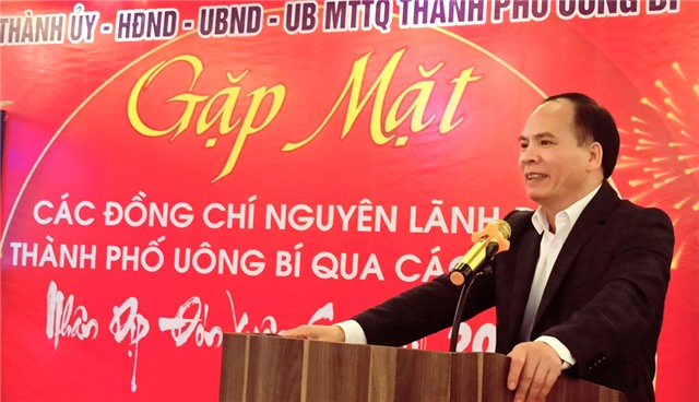 Gặp mặt, chúc Tết các đồng chí nguyên lãnh đạo thành phố