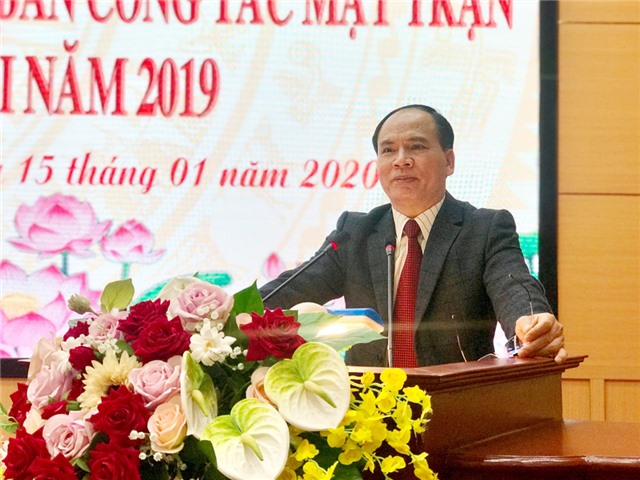 Giao ban giữa Thường trực Thành ủy với cán bộ thôn, khu dân cư 