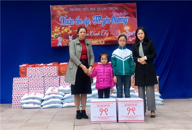 Trường Tiểu học Quang Trung: Chương trình "Xuân ấm áp, Tết yêu thương"