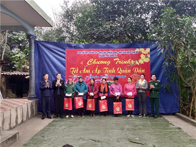 Chương trình Tết ấm áp tình quân dân