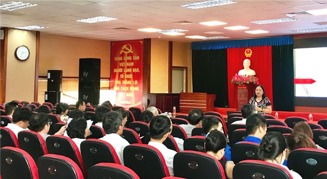 Tập huấn trợ giúp, phục hồi chức năng cho người tâm thần, người rối nhiễu tâm trí dựa vào cộng đồng