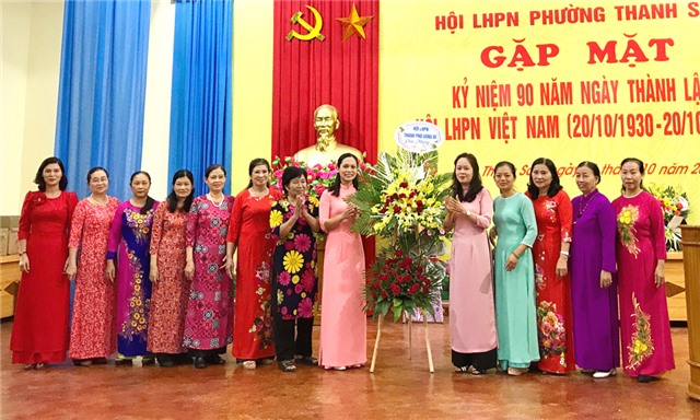 Hội LHPN phường Thanh Sơn: Gặp mặt kỷ niệm 90 năm ngày thành lập Hội liên hiệp phụ nữ Việt Nam 