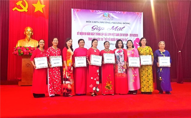 Hội LHPN phường Phương Đông gặp mặt kỷ niệm 90 thành lập Hội LHPN Việt Nam