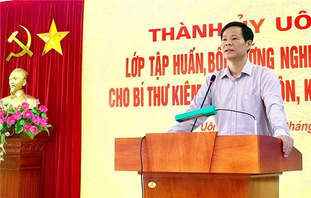 Tập huấn nghiệp vụ công tác cho Bí thư kiêm Trưởng thôn, khu dân cư